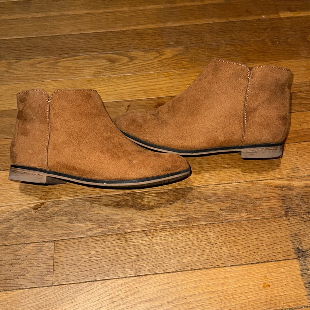 Cat & Jack boots